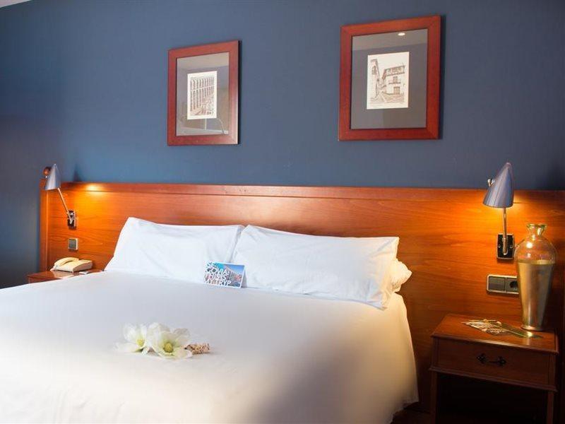 Segovia Sierra De Guadarrama Hotel Los Ángeles de San Rafael Buitenkant foto
